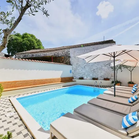 Eni Villa Kruncici