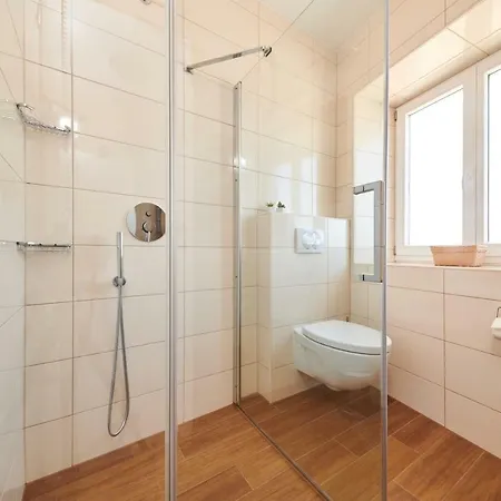 Villa Eni Kruncici